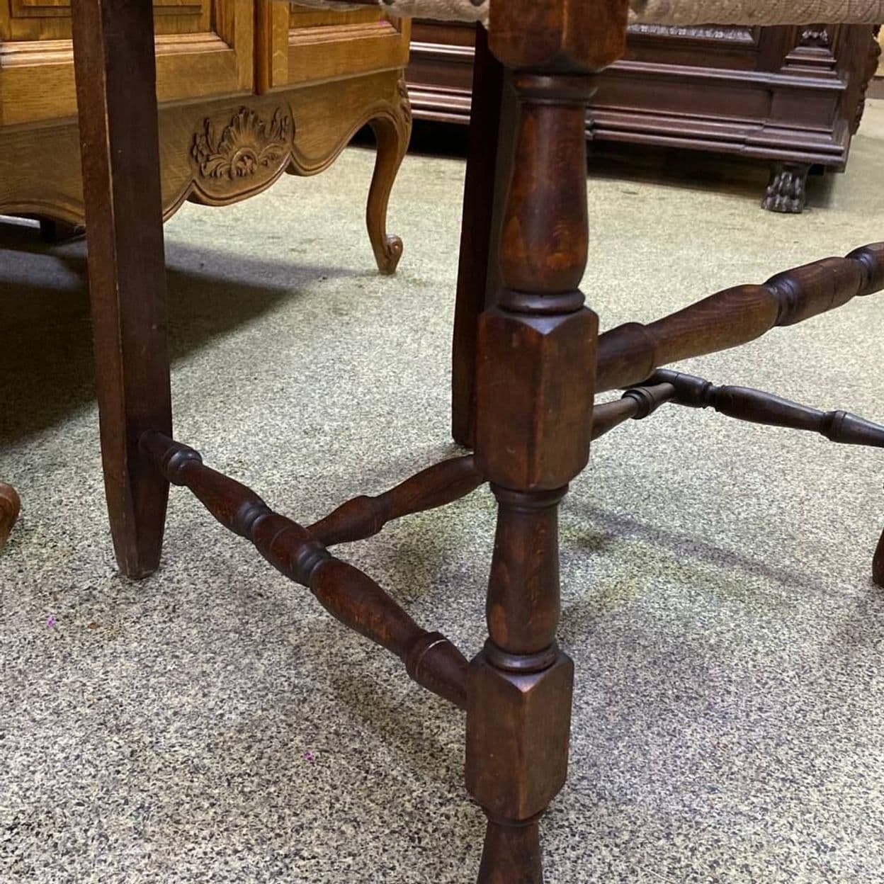 Купить Старинный стул