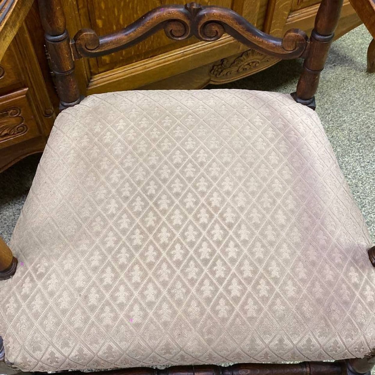 Купить Старинный стул