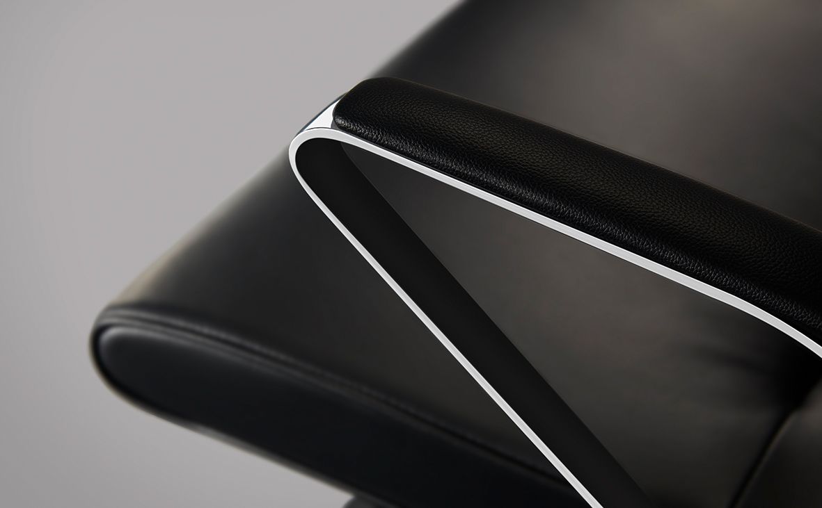 Купить Кресло руководителя с подголовником. Кожа