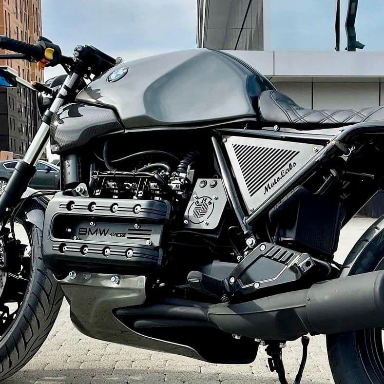 Купить Заглушка свечей зажигания BMW K100, K1100 Металл, Окрас черный