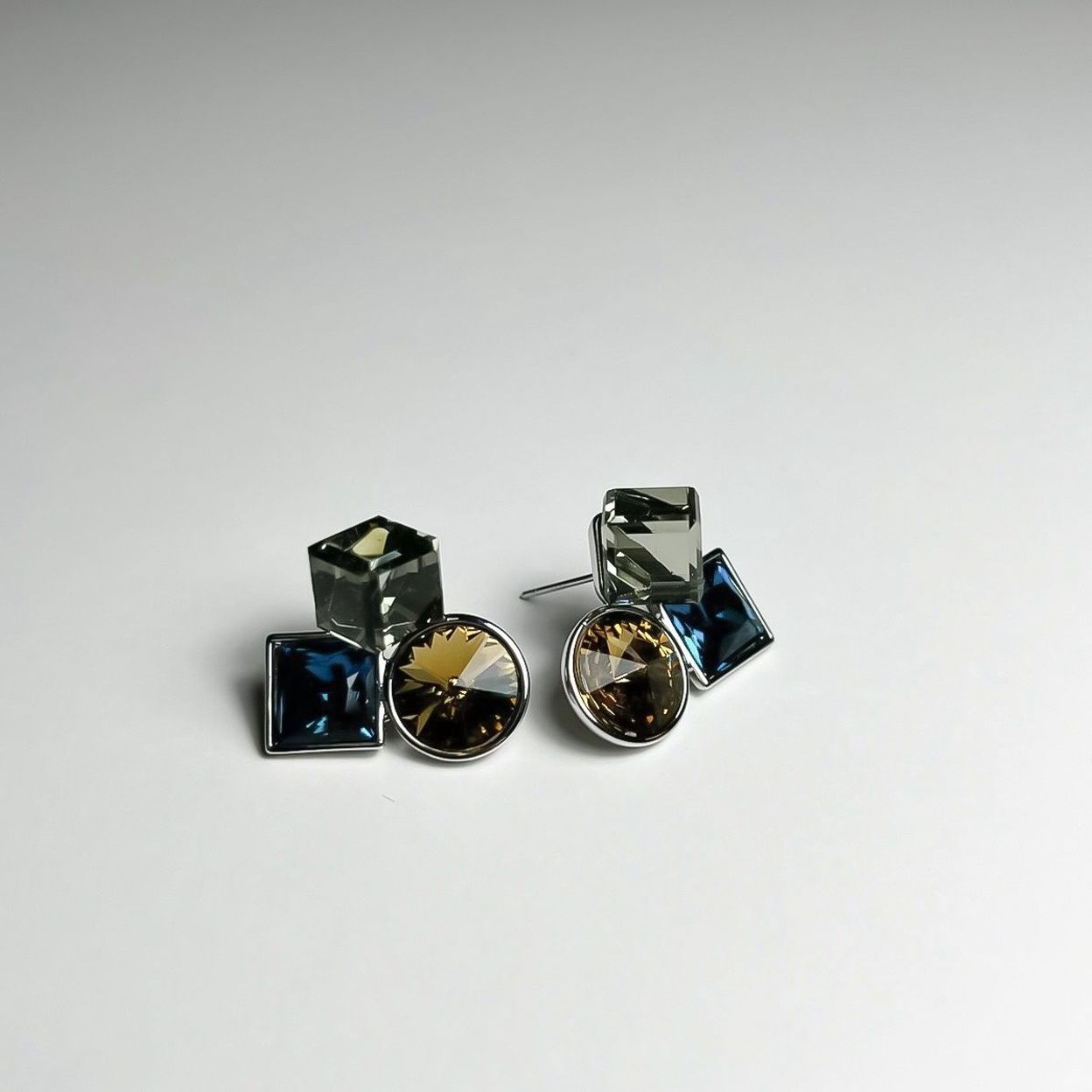 Купить Серьги Cube blue