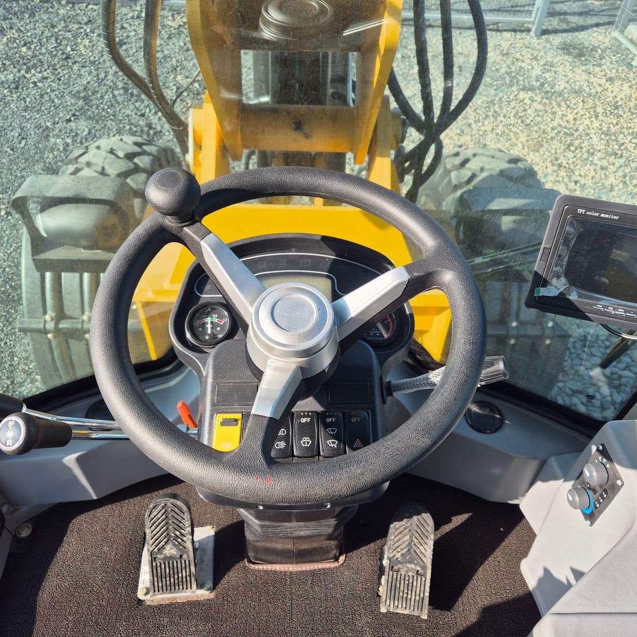 Купить Телескопический колесный погрузчик FORLOAD T3500