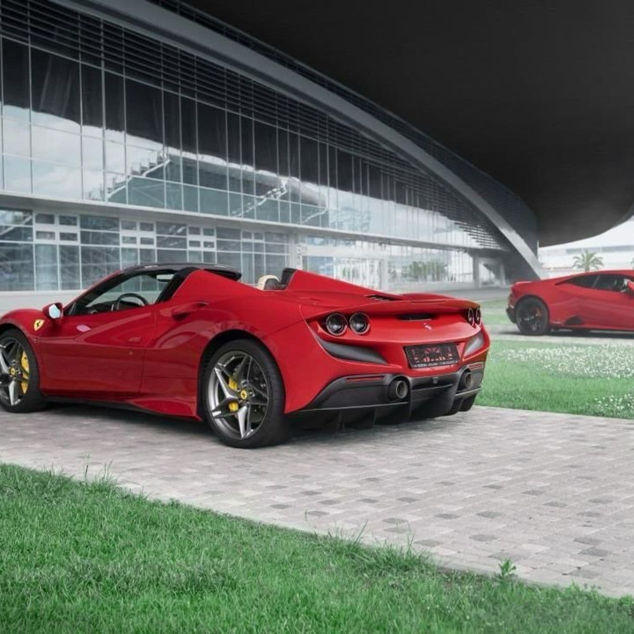 Купить Ferrari F8
