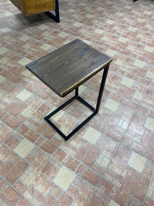 Купить Столик приставной