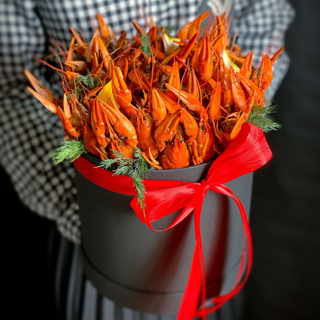 Купить Букет из раков в коробке арт. 487