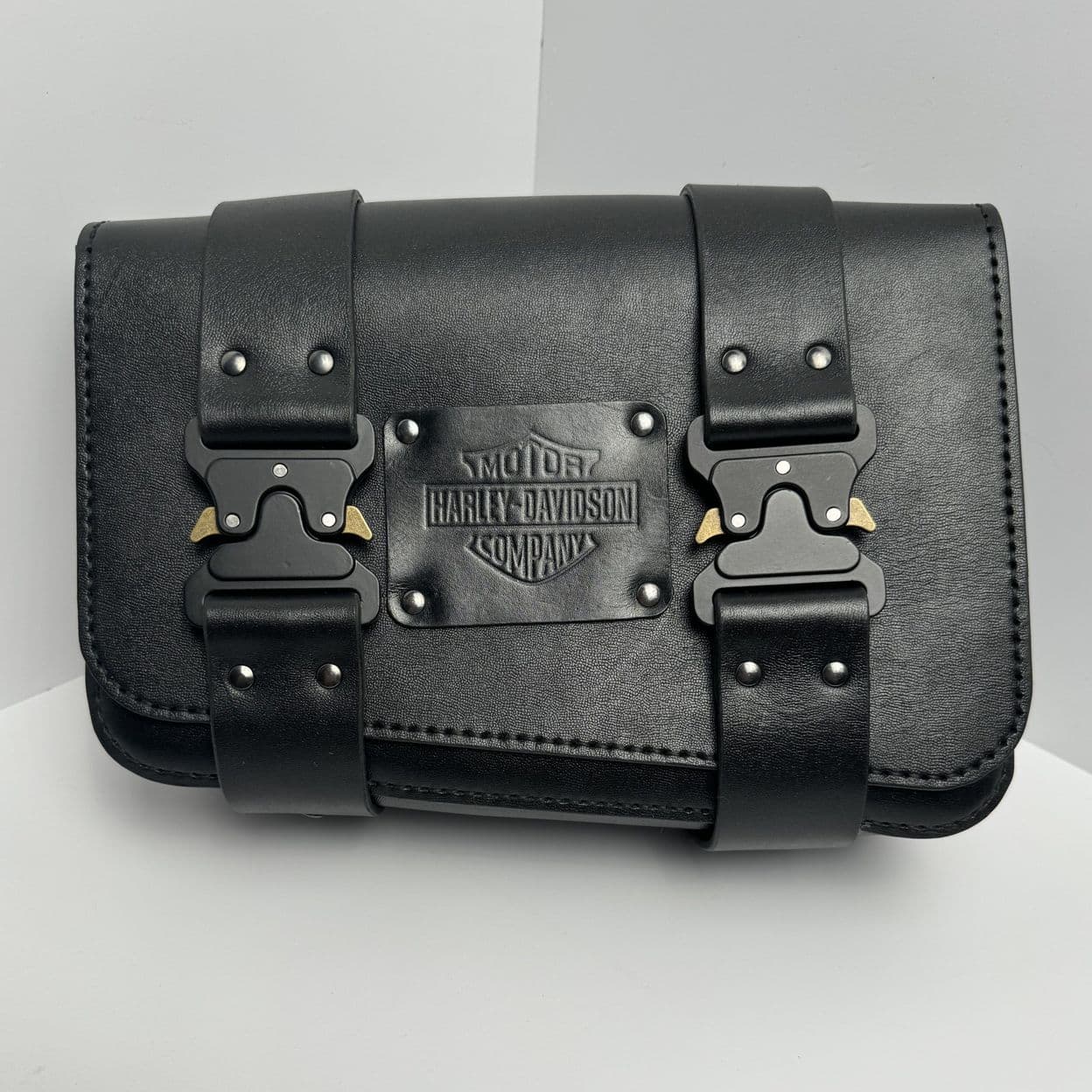 Купить Сумка Кофр для Harley Davidson v-rod