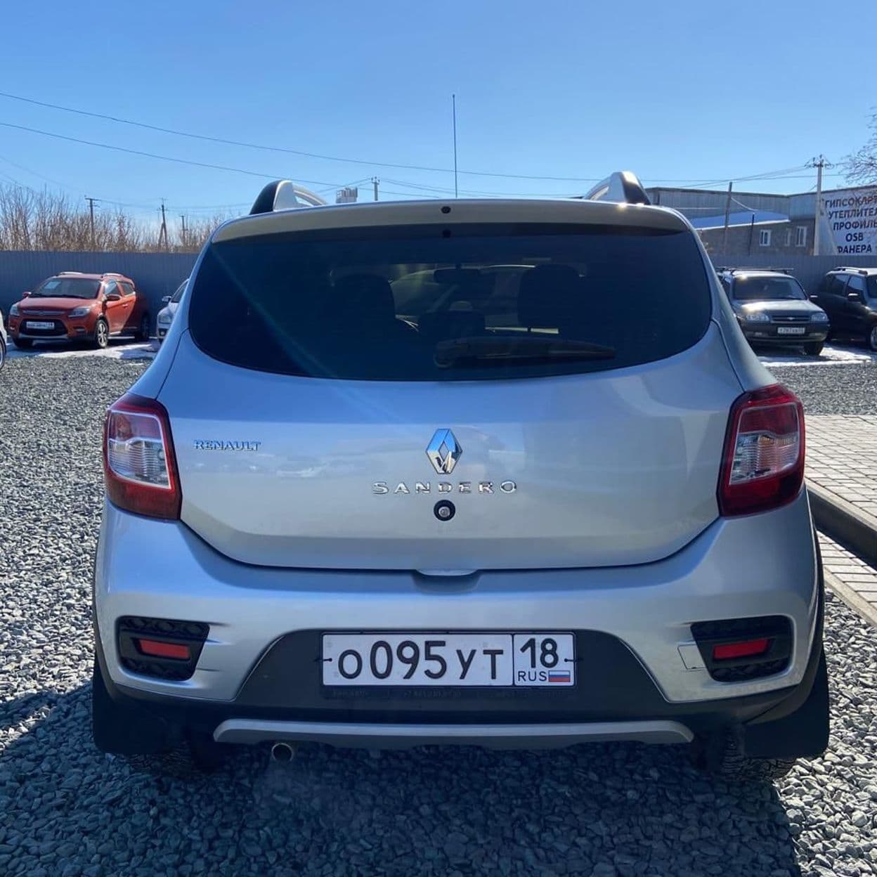 Купить Renault Sandero Stepway 1.6 AT, 2018, 119 000 км