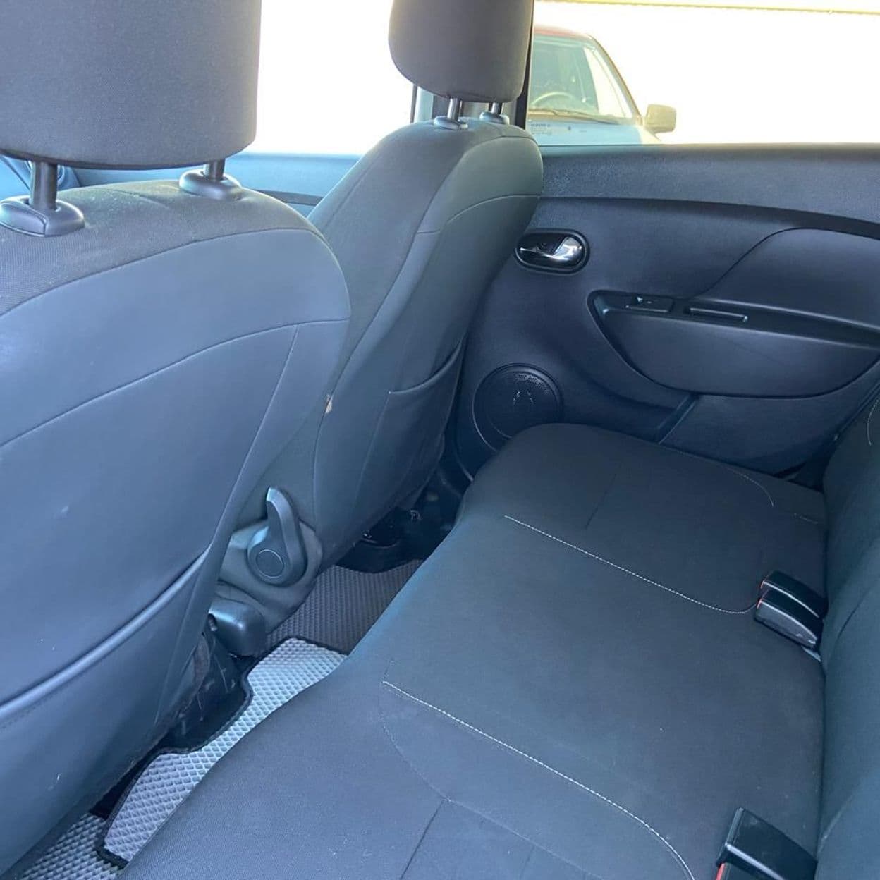 Купить Renault Sandero Stepway 1.6 AT, 2018, 119 000 км