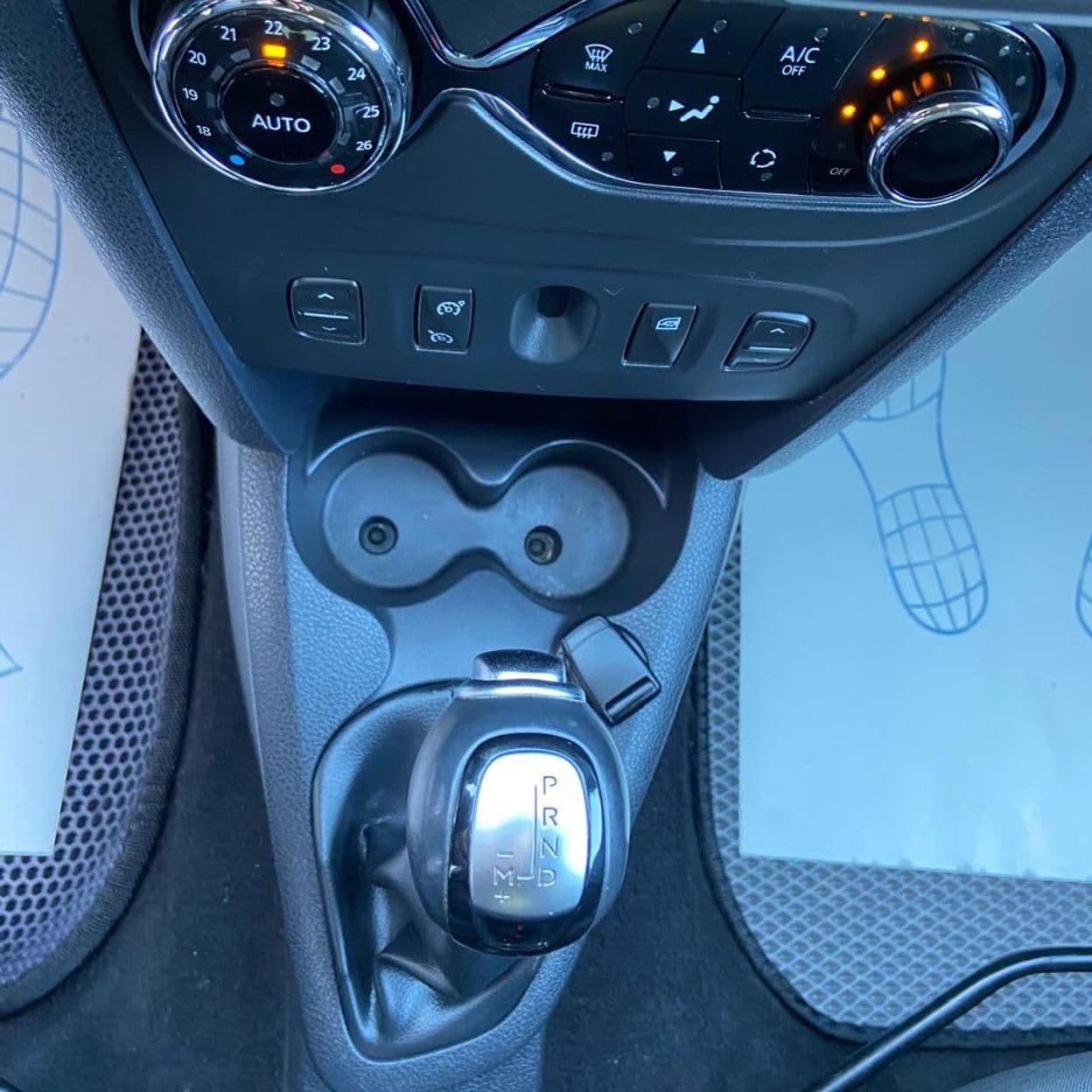 Купить Renault Sandero Stepway 1.6 AT, 2018, 119 000 км