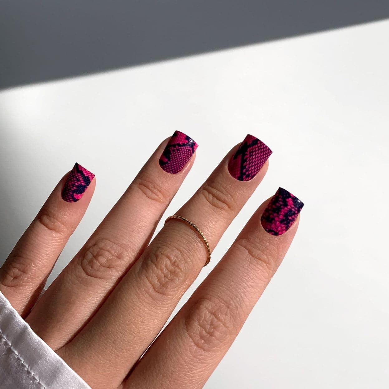 Купить Пленки для маникюра Cherry Viper