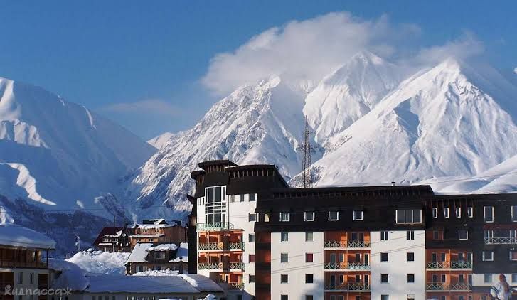 Купить УВЛЕКАТЕЛЬНЫЙ ЙОГА-ТУР В ГРУЗИЮ, 1-8 ЯНВАРЯ 2025