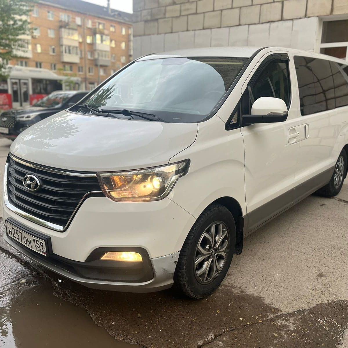 Купить Hyundai H-1 Дизель, 7+1
