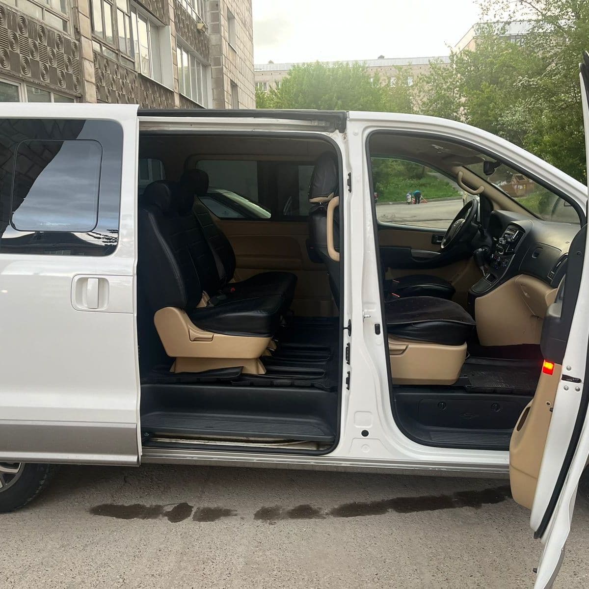 Купить Hyundai H-1 Дизель, 7+1
