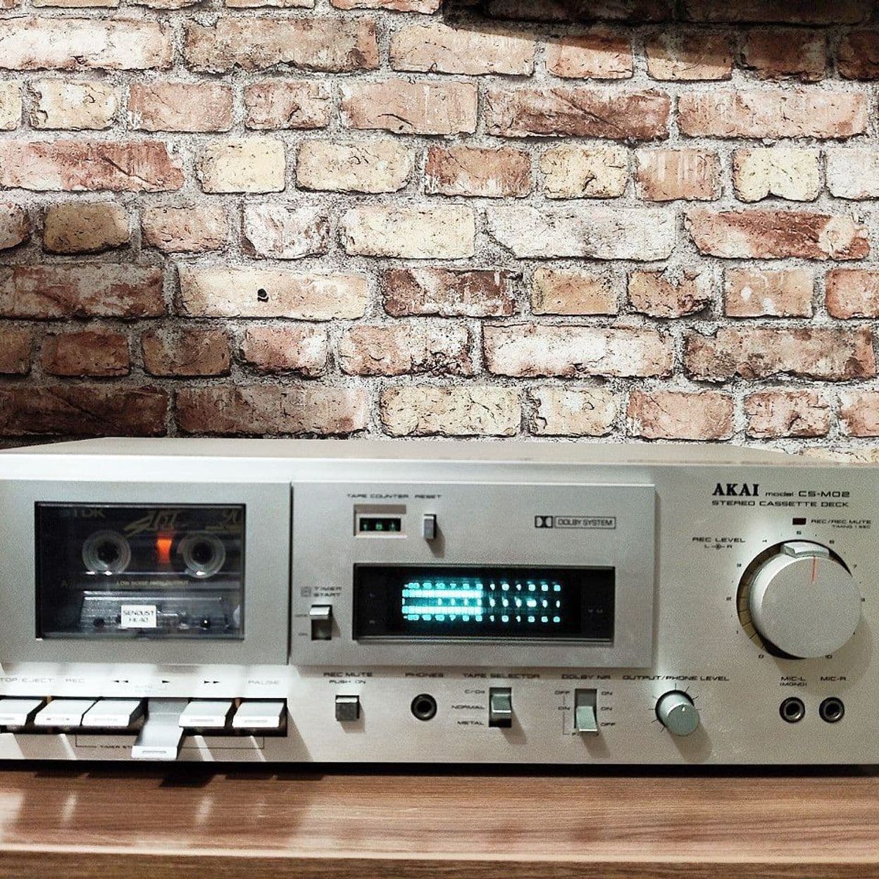 Купить Кассетная дека Akai CS-M02