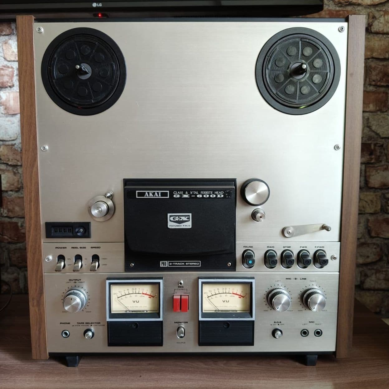 Купить Катушечный магнитофон Akai GX-600D Pro (Б/У)