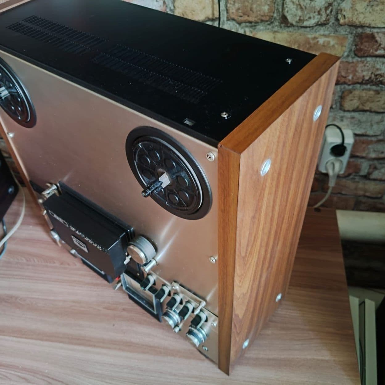 Купить Катушечный магнитофон Akai GX-600D Pro (Б/У)
