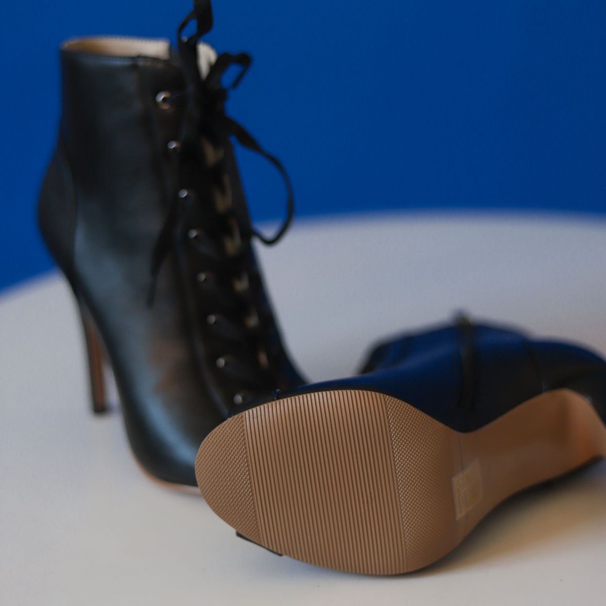 Купить Puma Black 9 см