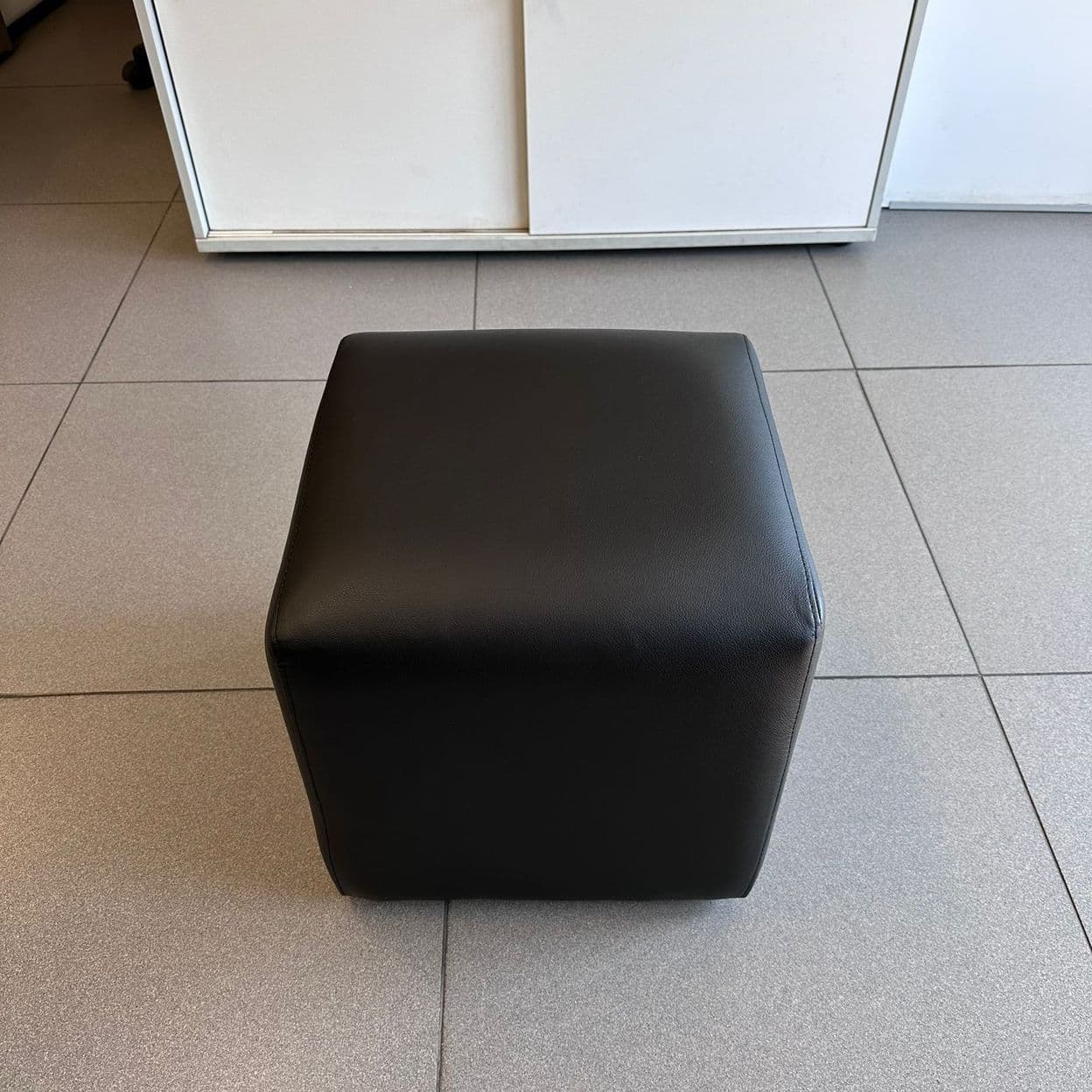 Купить Квадратный пуфик экокожа