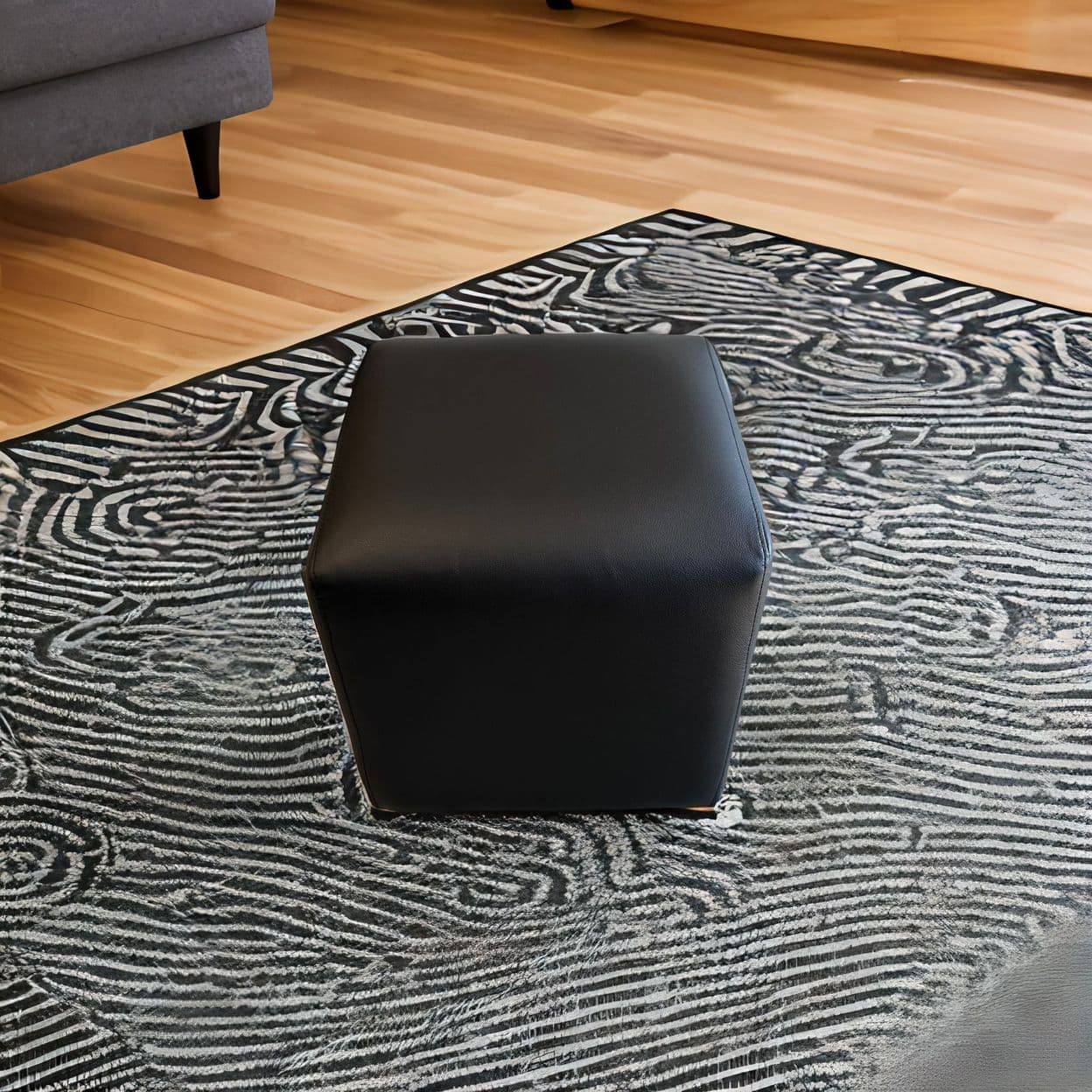 Купить Квадратный пуфик экокожа