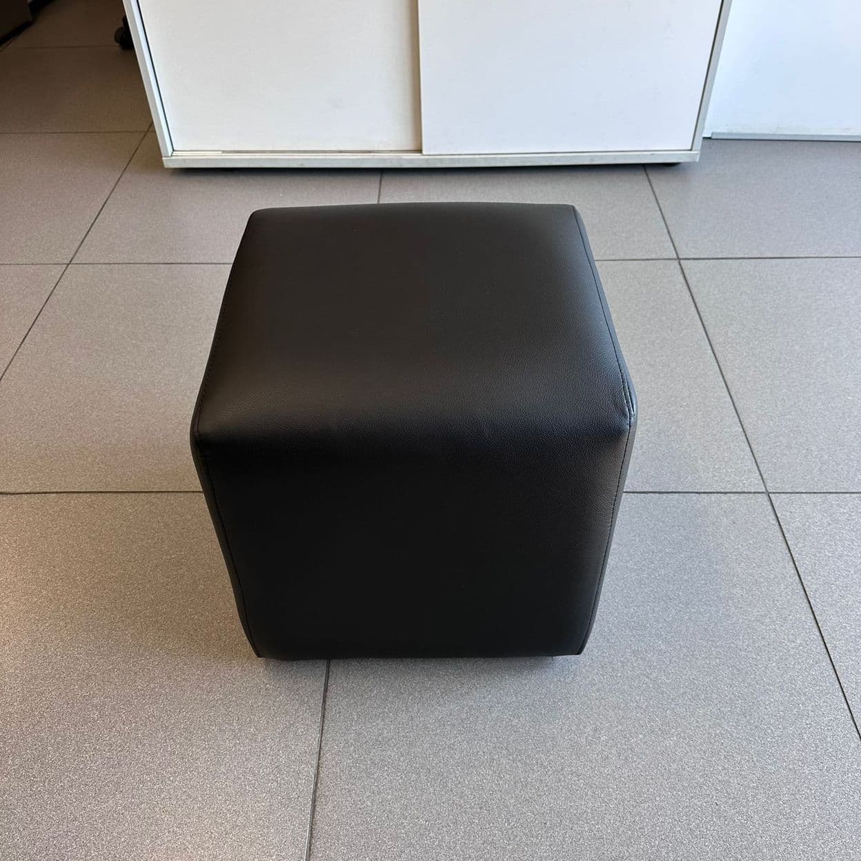 Купить Квадратный пуфик экокожа