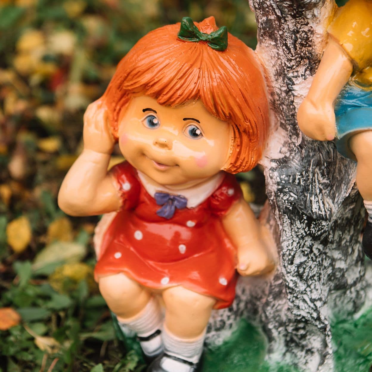 Купить Мальчик с Девочкой на дереве