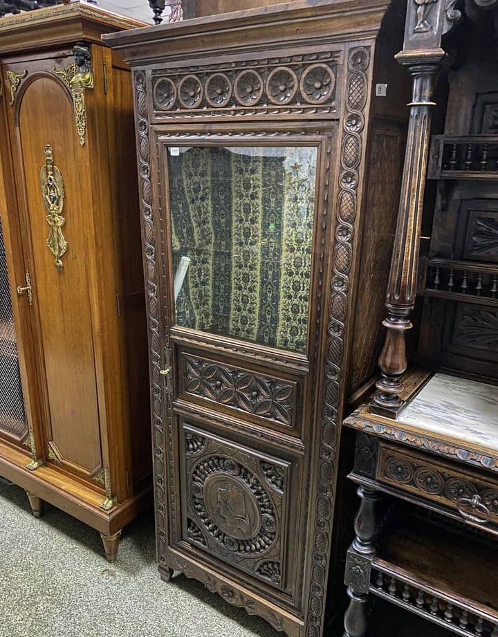 Купить Старинная витрина