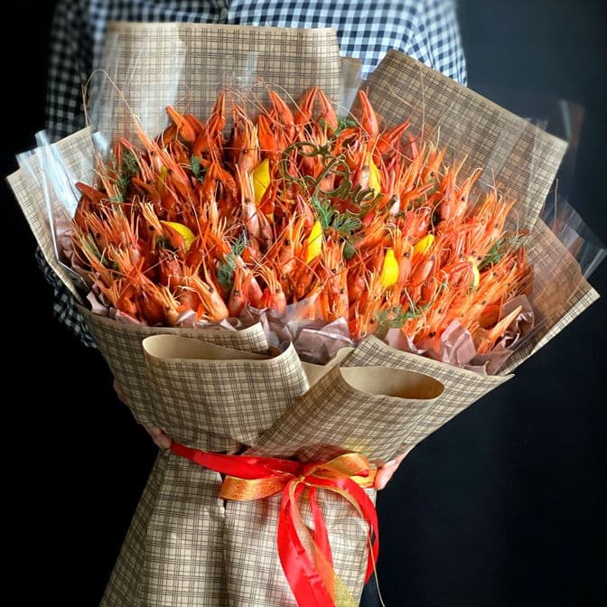 Подарочный ящик из раков