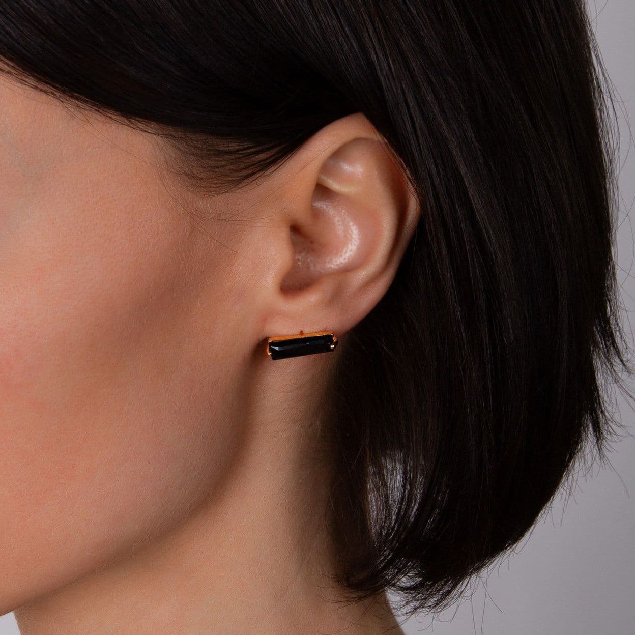 Купить Серьги Nuance, Nuance, асимметричные, с кристаллом