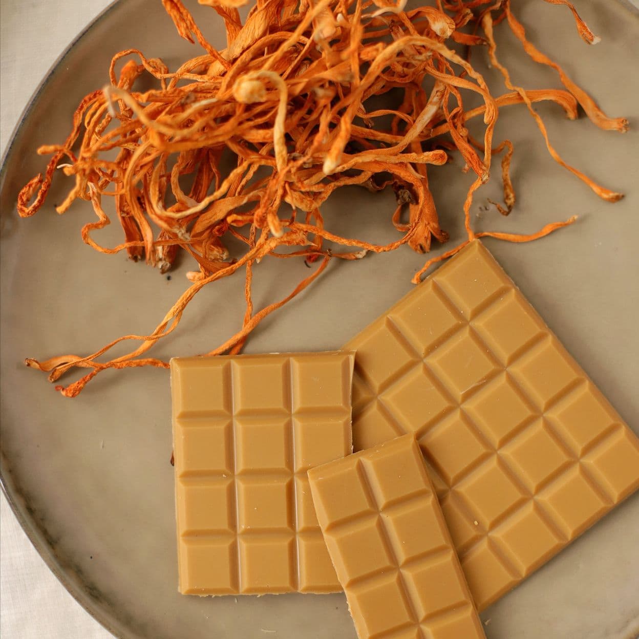 Купить Шоколад апельсиновый с кордицепсом