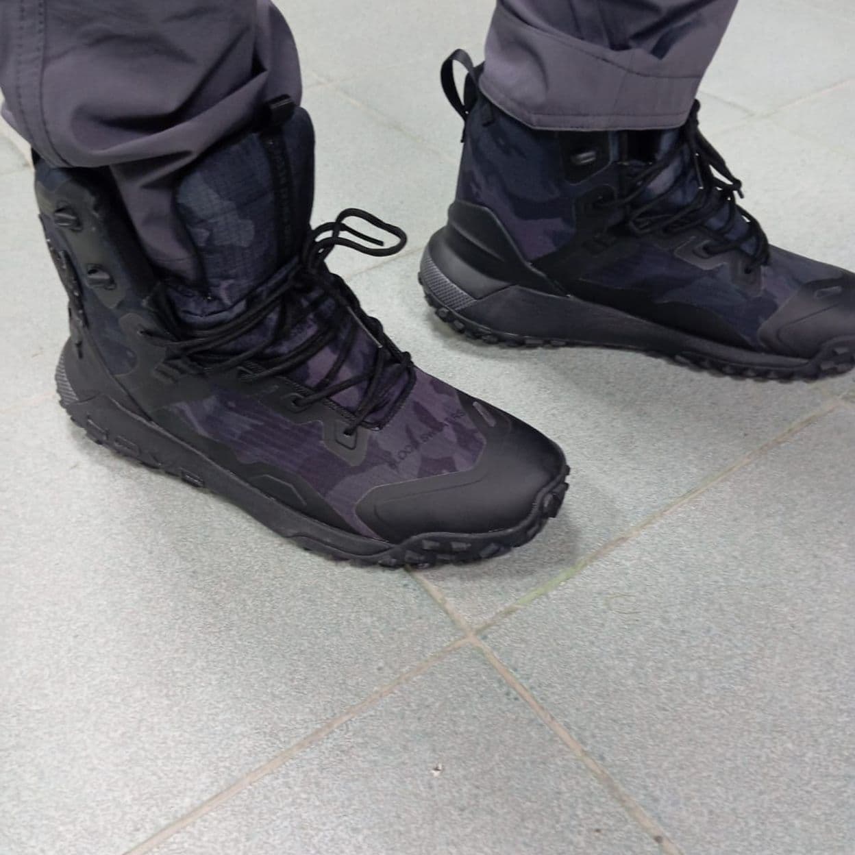 Купить кроссовки демисезонные under armour