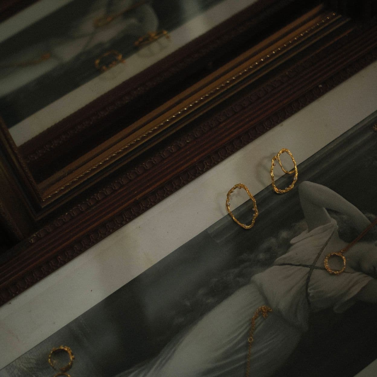 Купить Инсайт Серьги-пусеты овальные, позолота