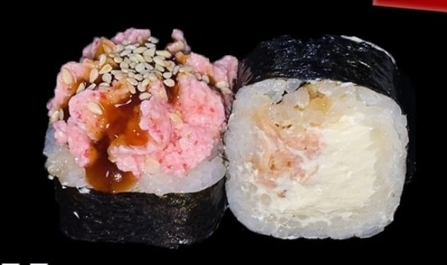 Купить Ролл Вулкан с лососем
