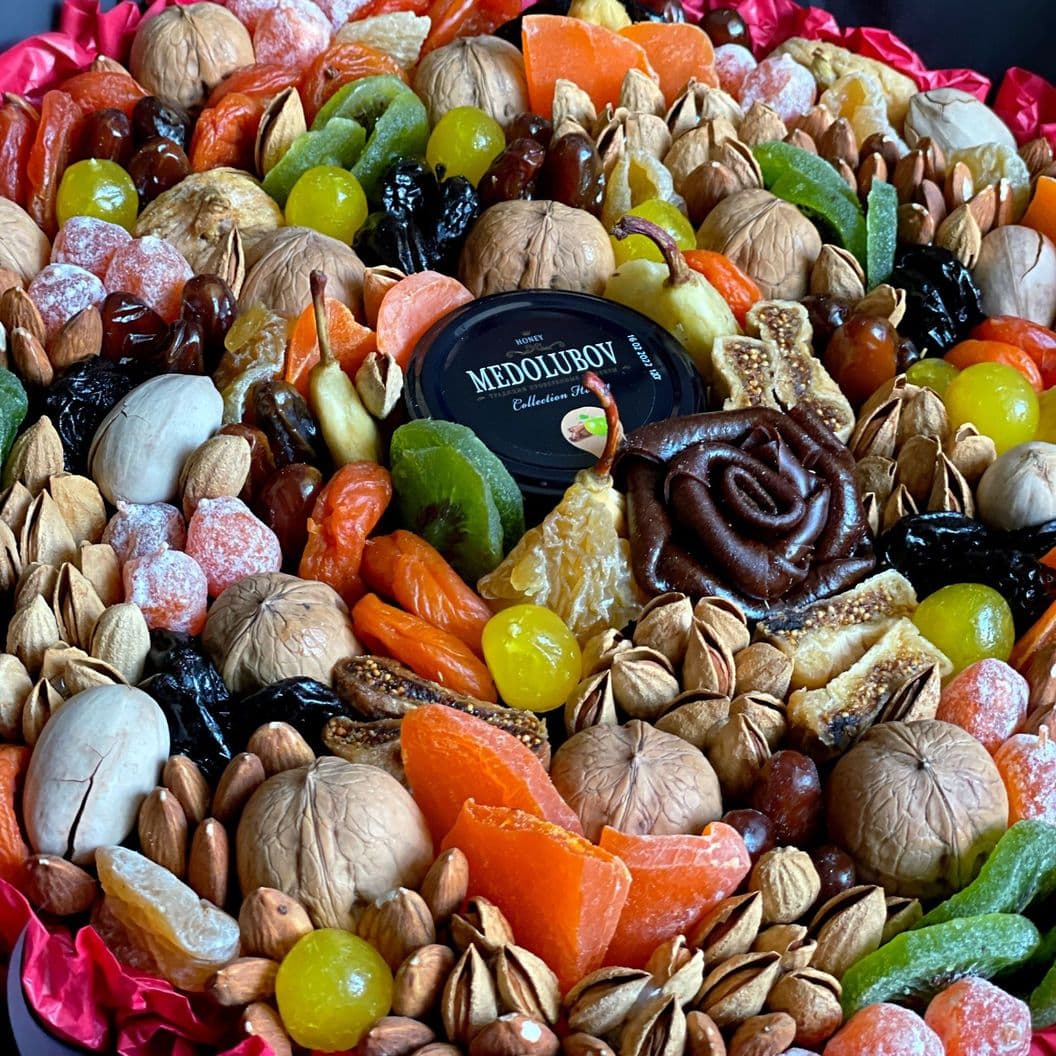 Купить Букет сухофрукты и орехи арт. 506