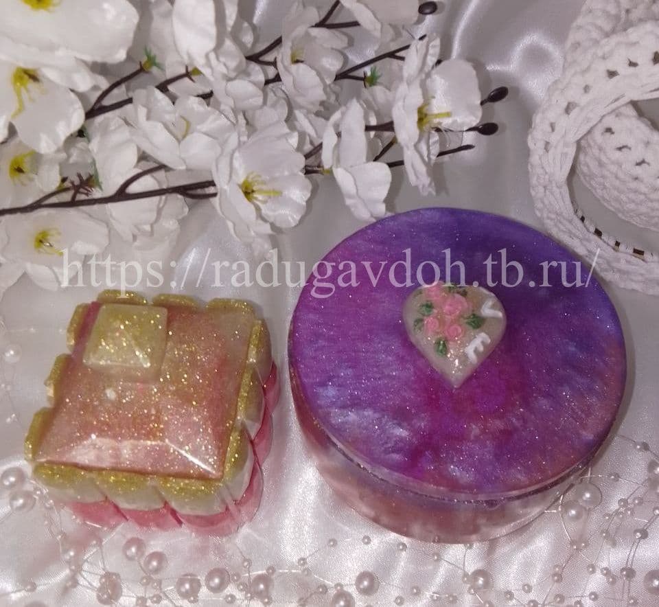 Купить 2 за 1 покупку! Шкатулка лиловая с вязанкой  и с подарком, маленькой шкатулкой. — Копия