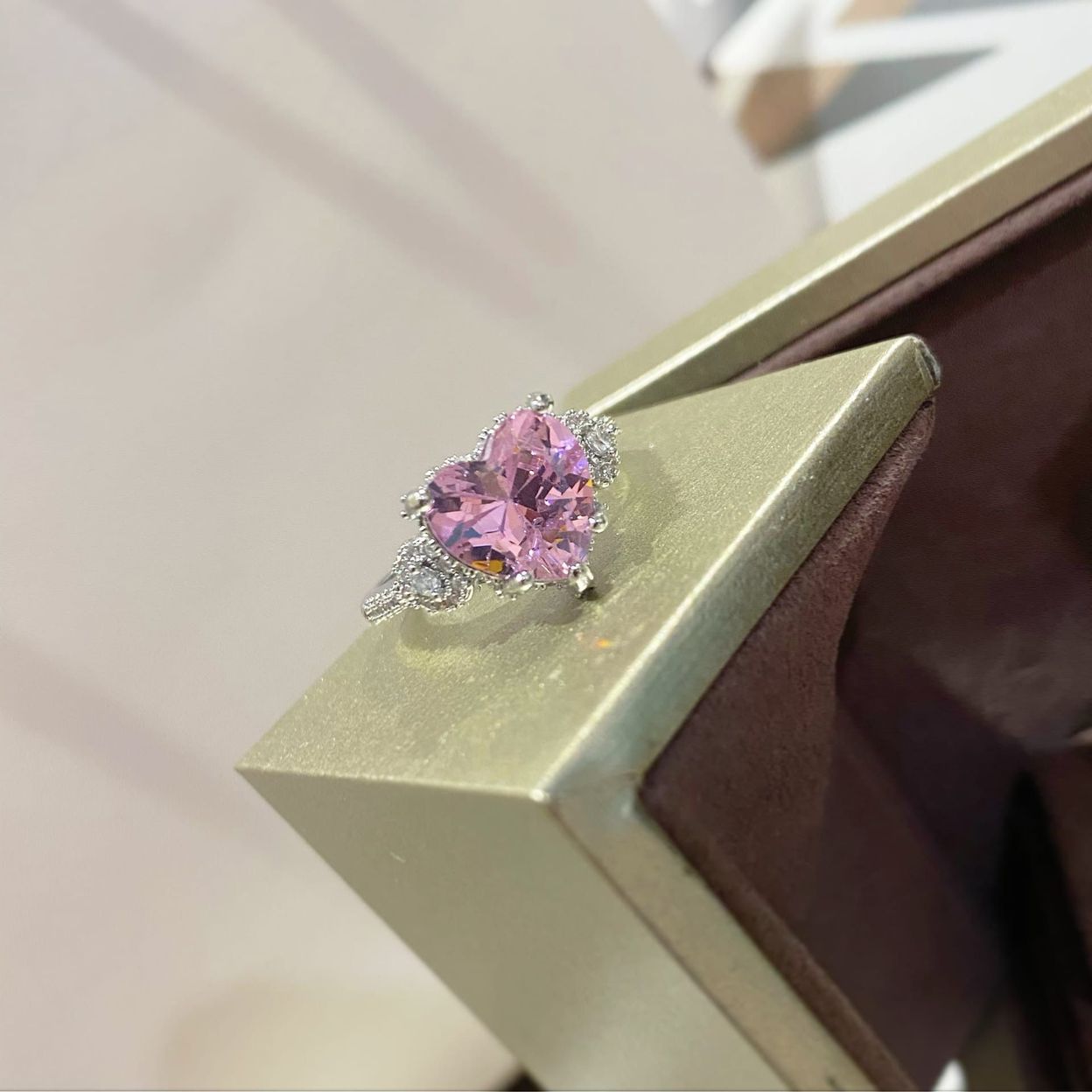 Купить Кольцо Розовое сердце