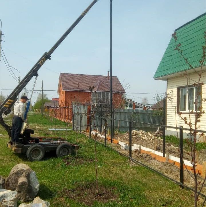 Купить Монтируем свайный фундамент