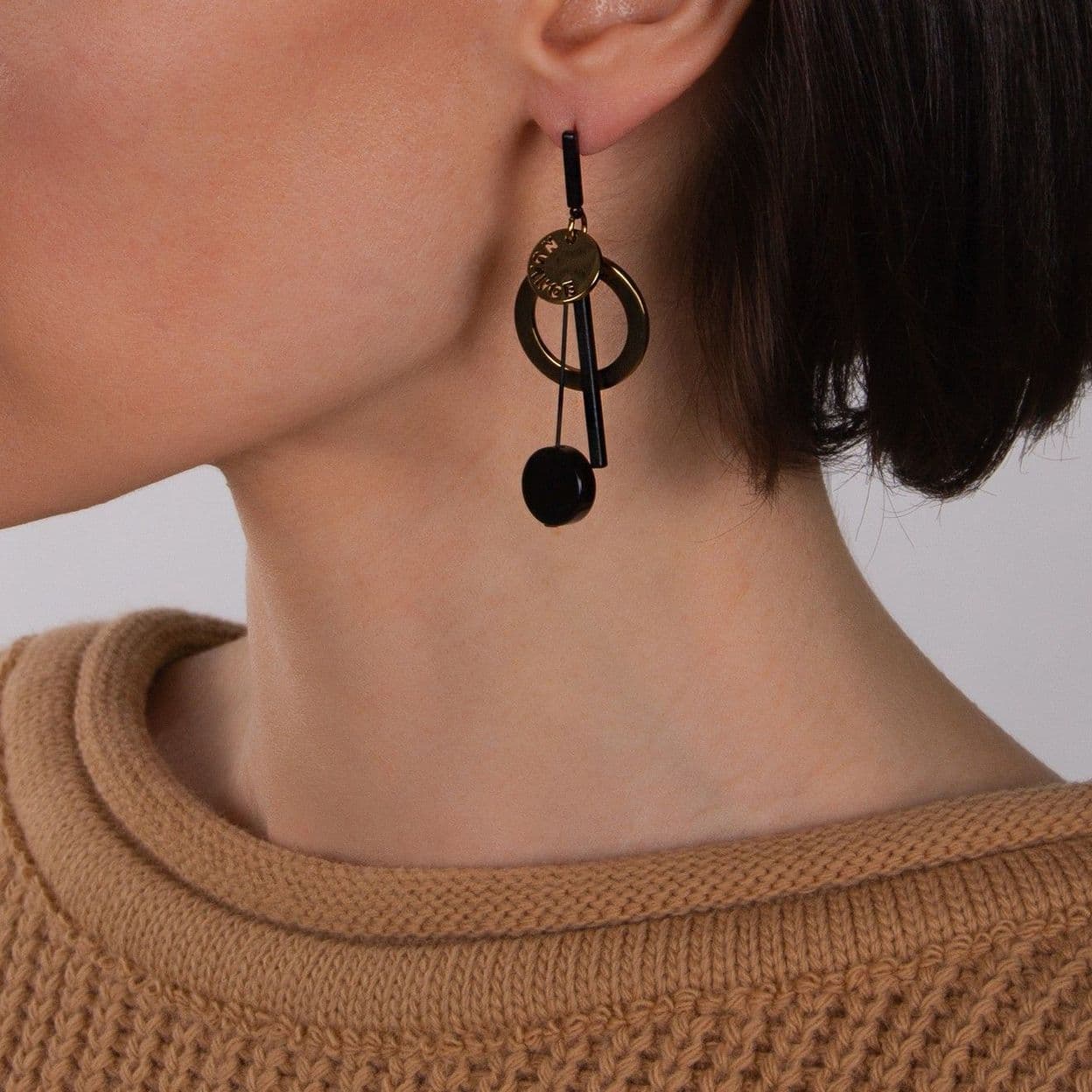 Купить Серьги Nuance, асимметричные, со стержнями, подвесками и цепью