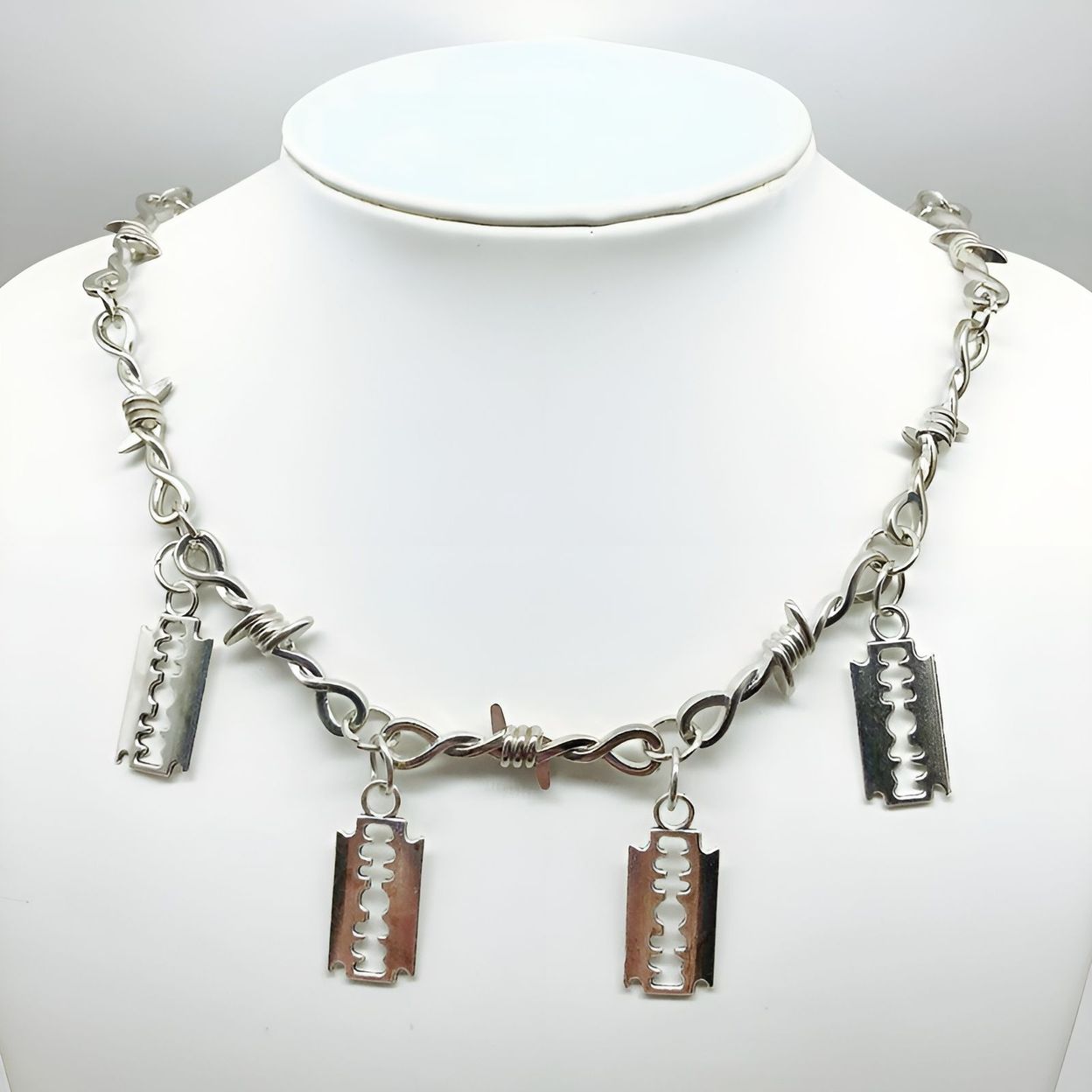 Купить Колье «Barbwire Razor - 23»