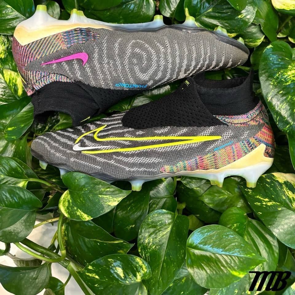 Купить Бутсы Nike Phantom GX Elite DF FG