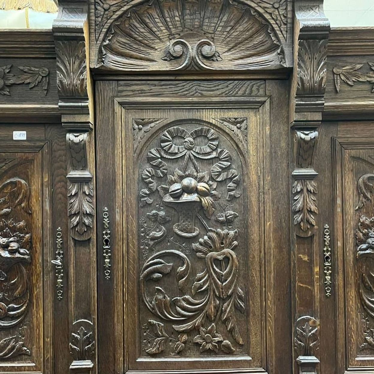 Купить Старинный буфет