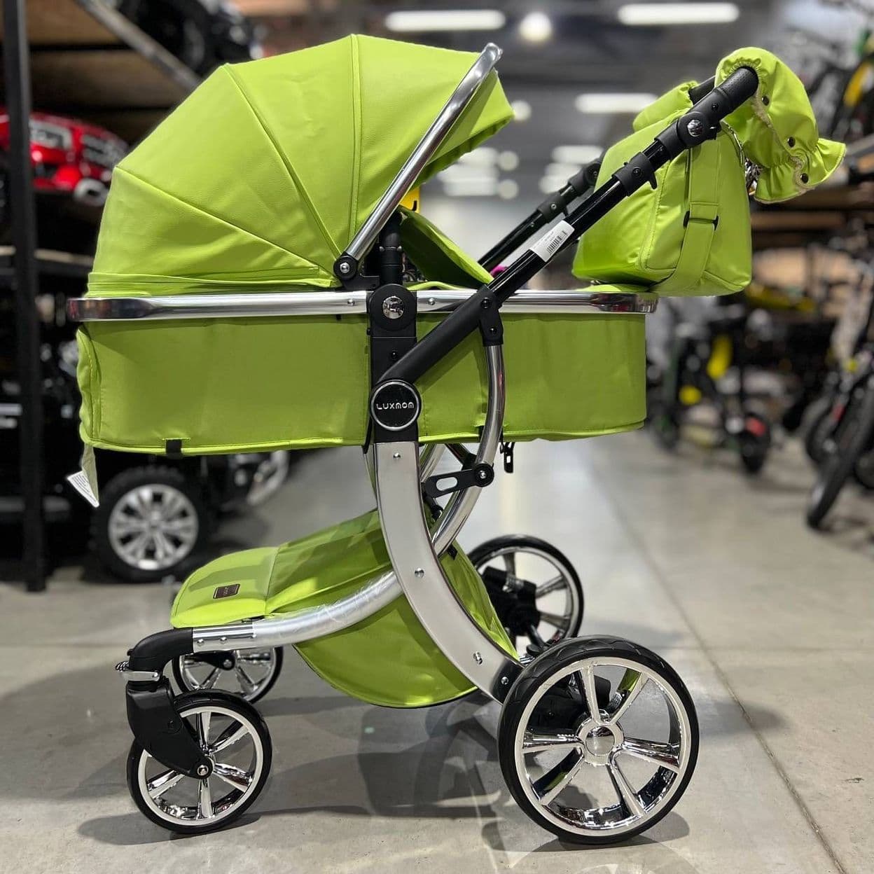 Купить Детская коляска Luxmom 608 2в1 (Светло-зелёная)