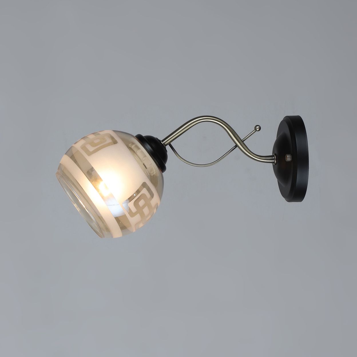 Купить Настенный светильник Бра Эконом