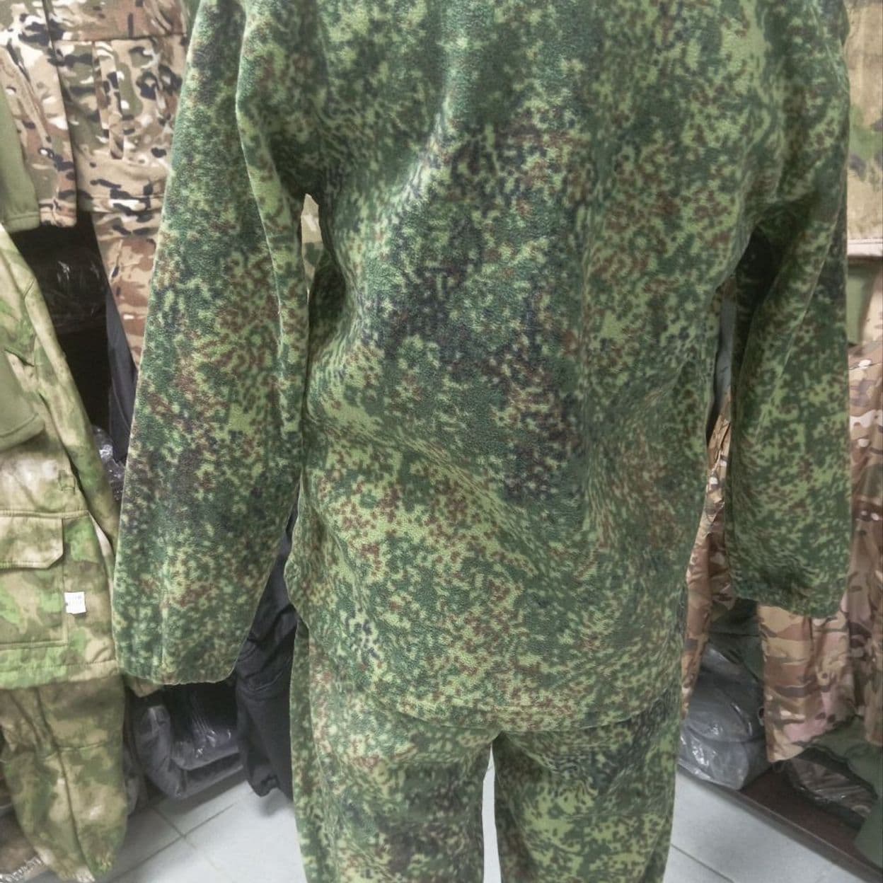 Купить флисовый костюм пиксель