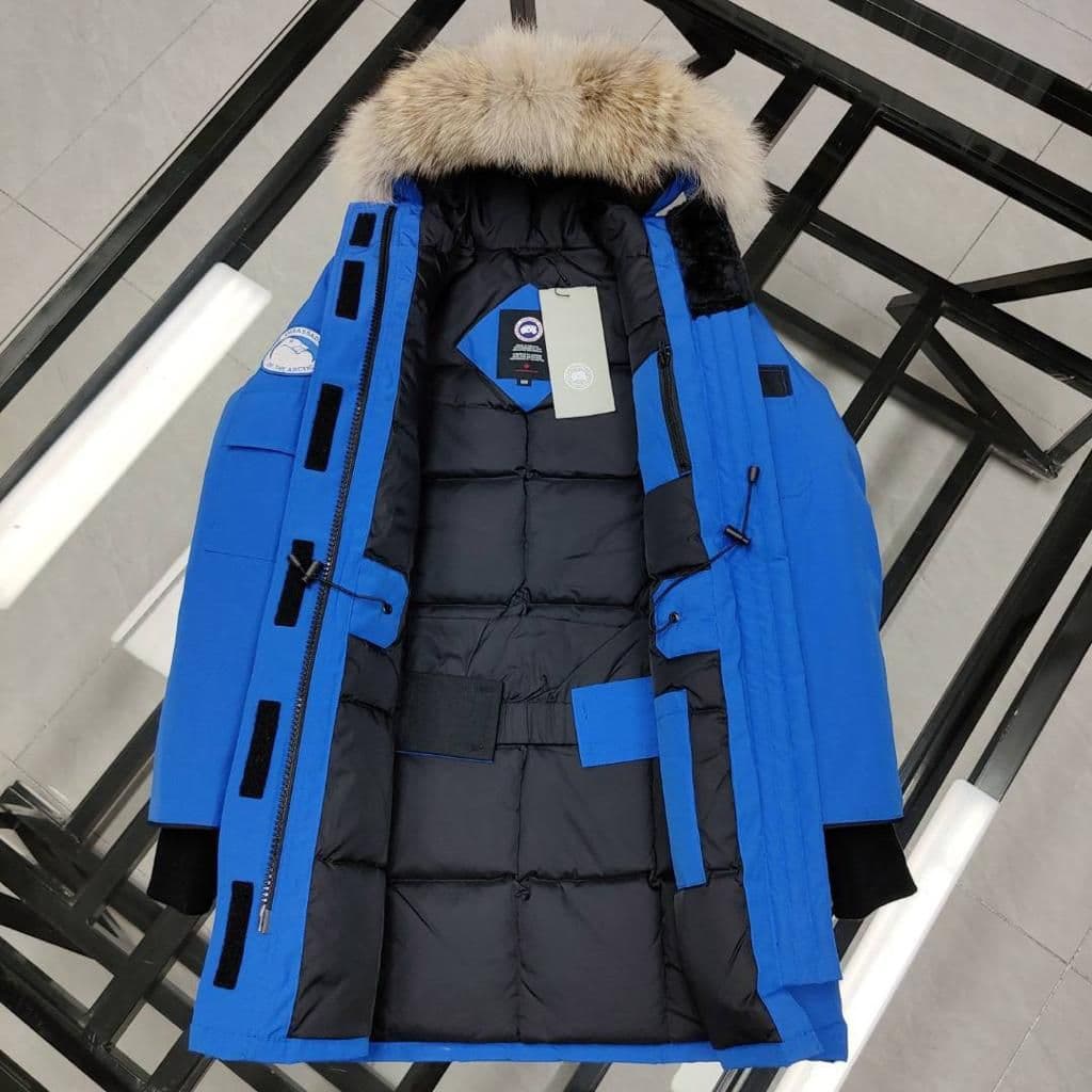 Купить Пуховик Canada Goose Expidition Parka синий