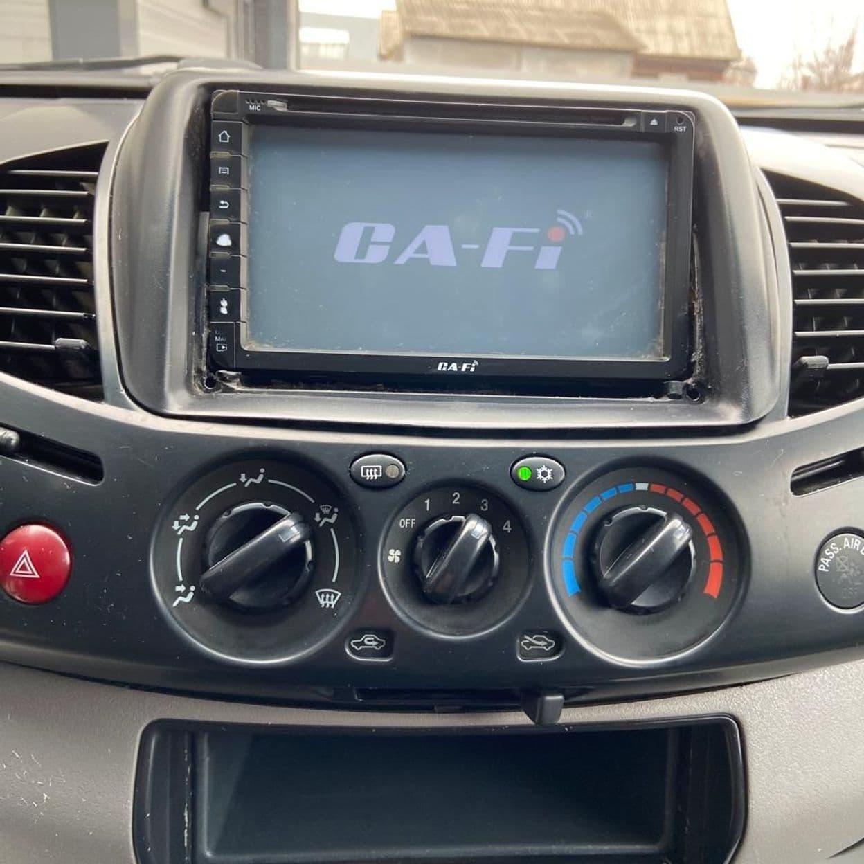 Купить Mitsubishi L200 2.5 MT, 2010, 276 000 км