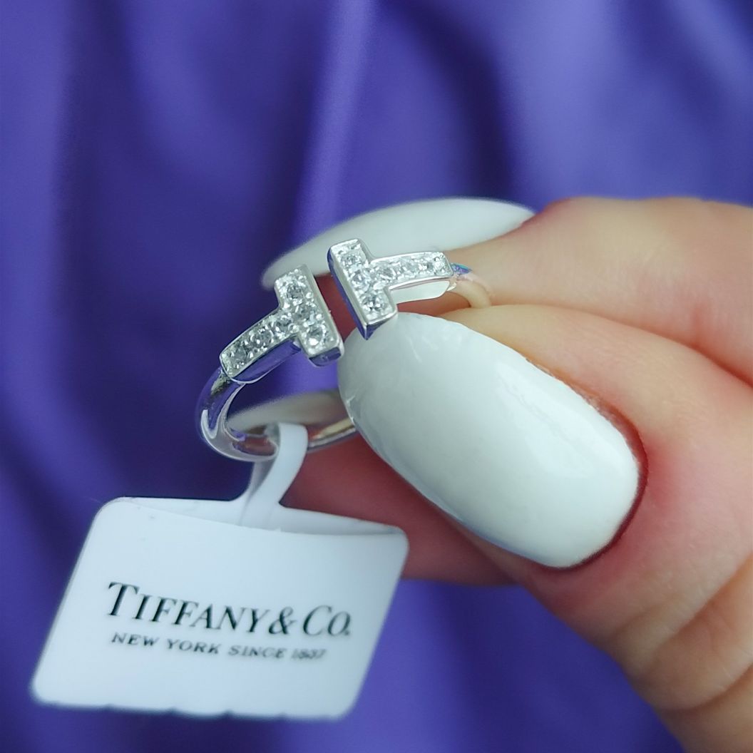 Купить Кольцо Tiffany буквы Т фианиты серебряное