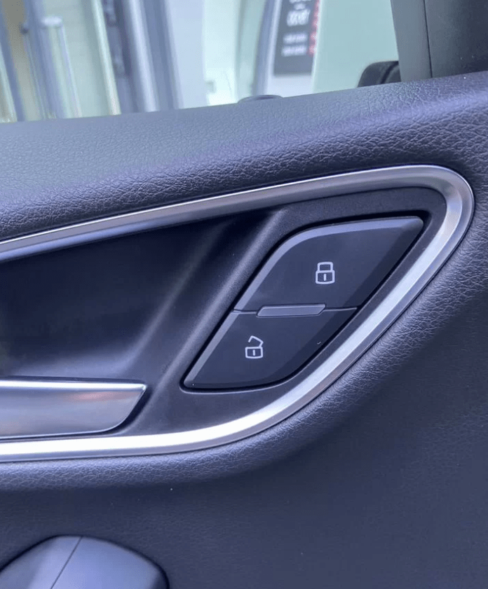 Купить Audi Q3 2.0 AMT, 2013, 149 500 км