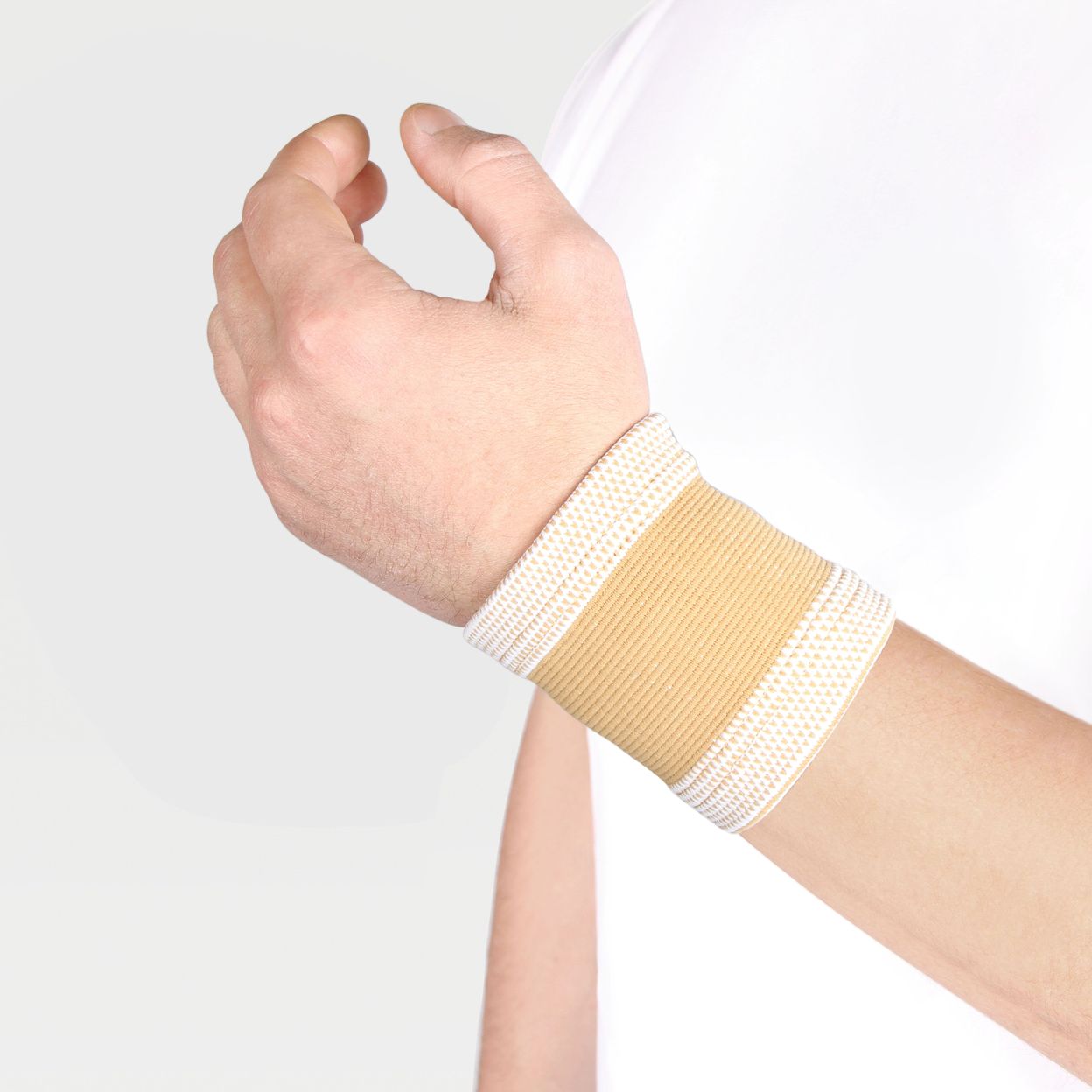 Купить Бандаж на лучезапястный сустав эластичный