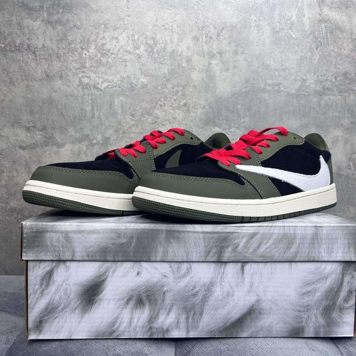 Купить Nike Air Jordan Travis Scott 1 low Olive