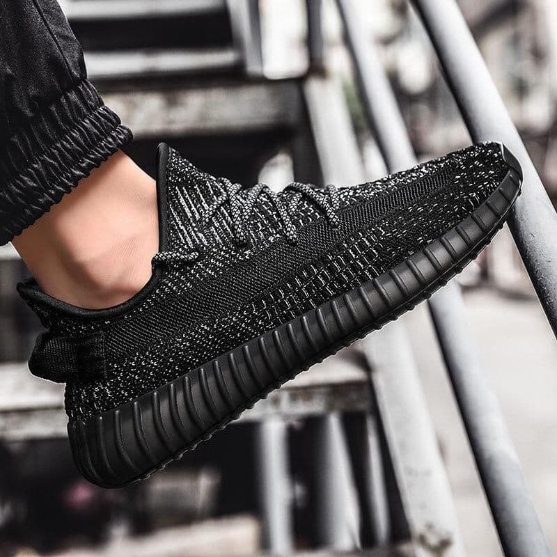 Купить Кроссовки спортивные